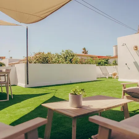 Gaia House - Exclusive & Free Parking Holiday home *